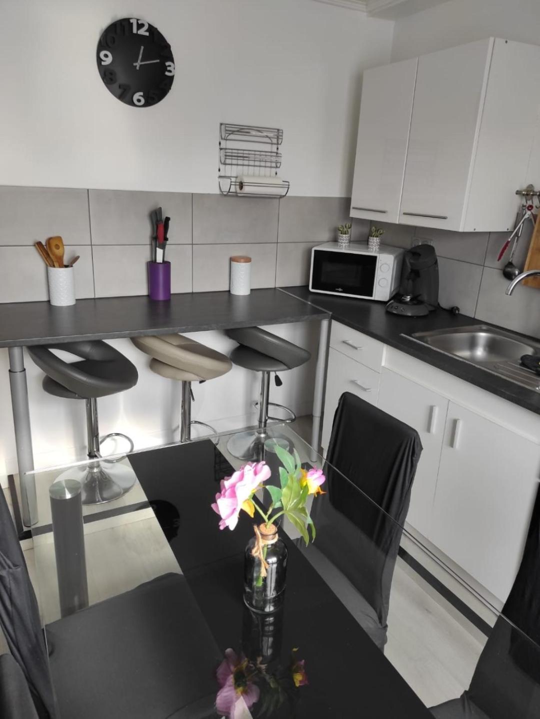 Maison Plain Pied 1 Herin Ngoại thất bức ảnh